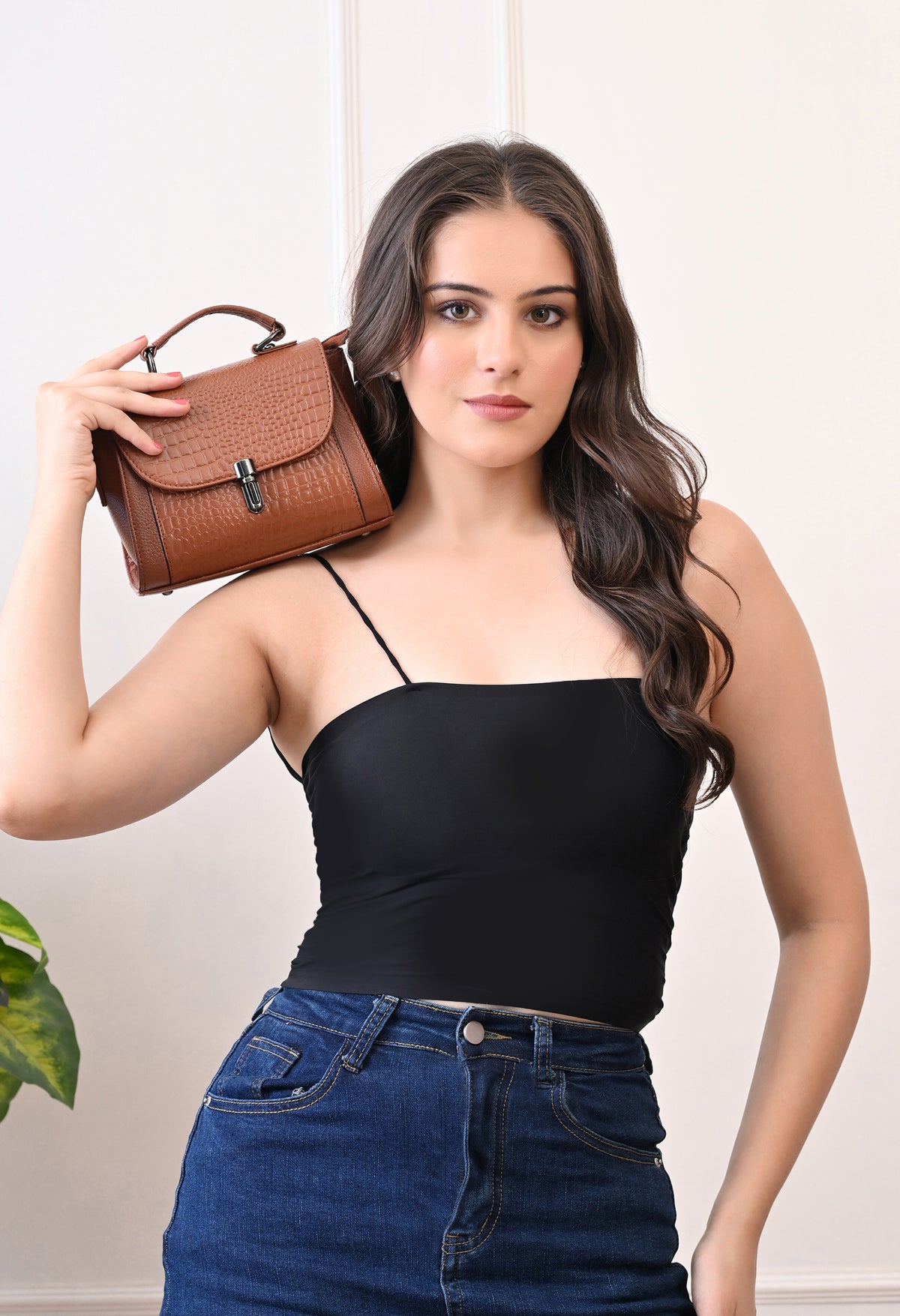 Women Textured Structured Tan Leather Handheld Bag – view 5