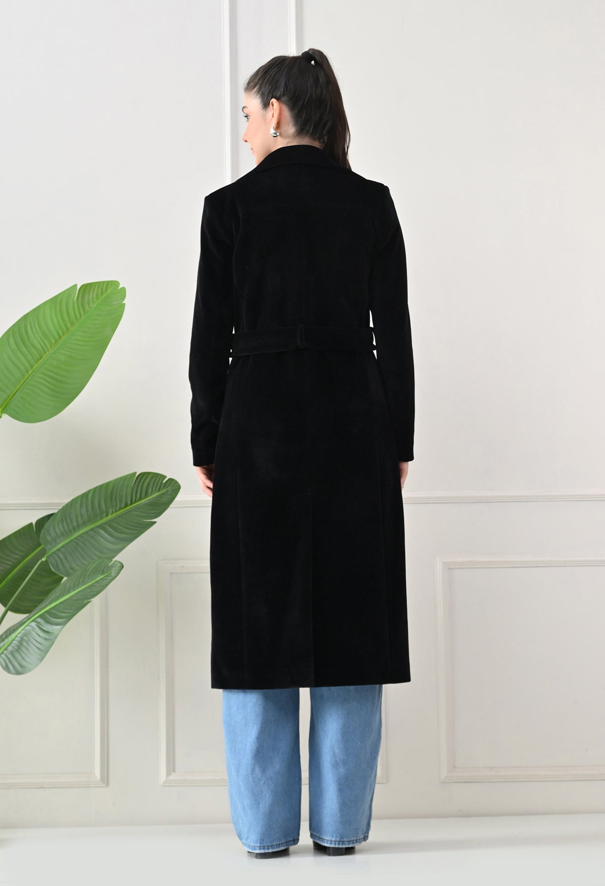 Women Belted Notched Lapel Double-Breasted Longline Black Trench Coat – view 2