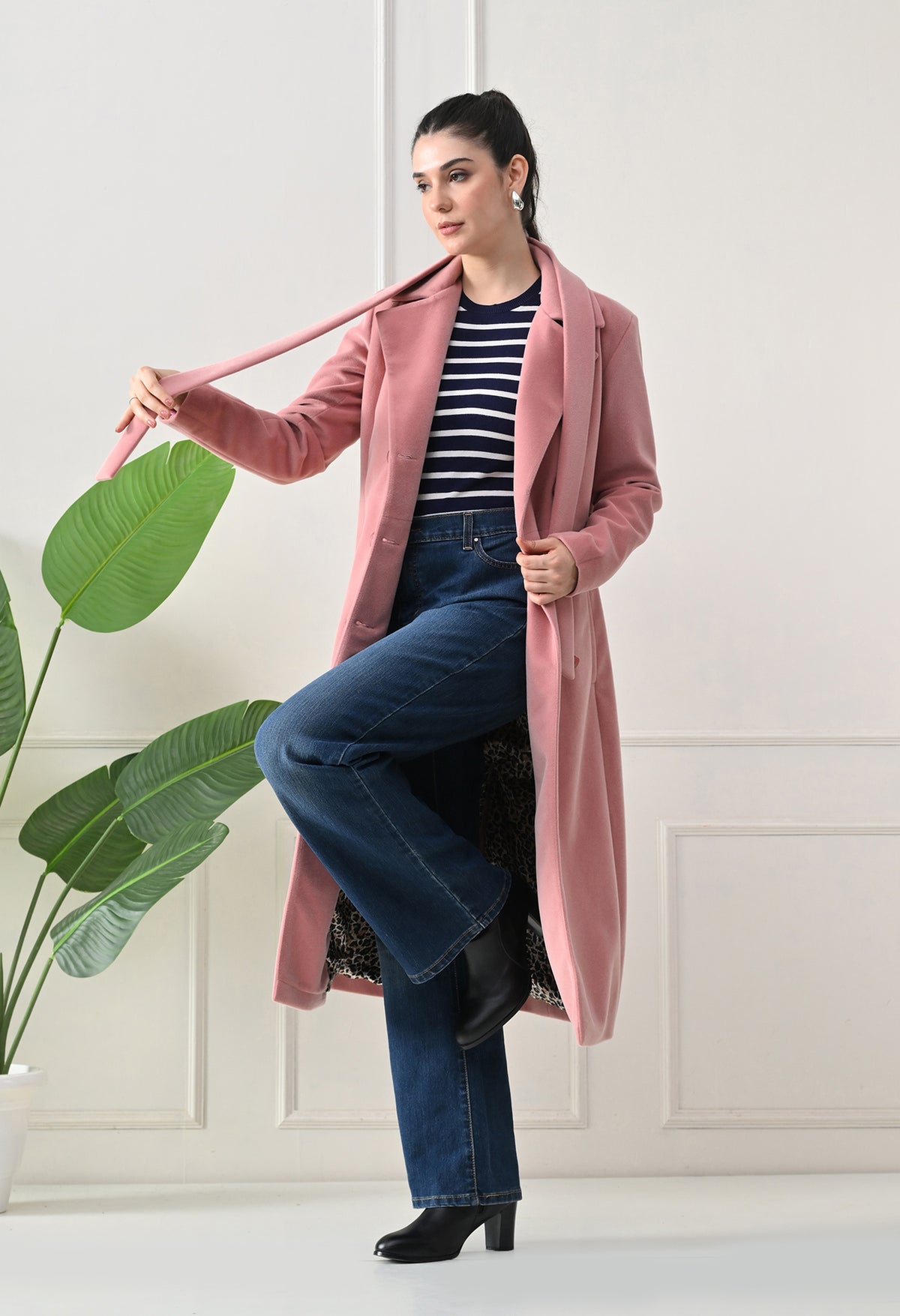 Women Belted Notched Lapel Double-Breasted Longline Pink Trench Coat – view 4