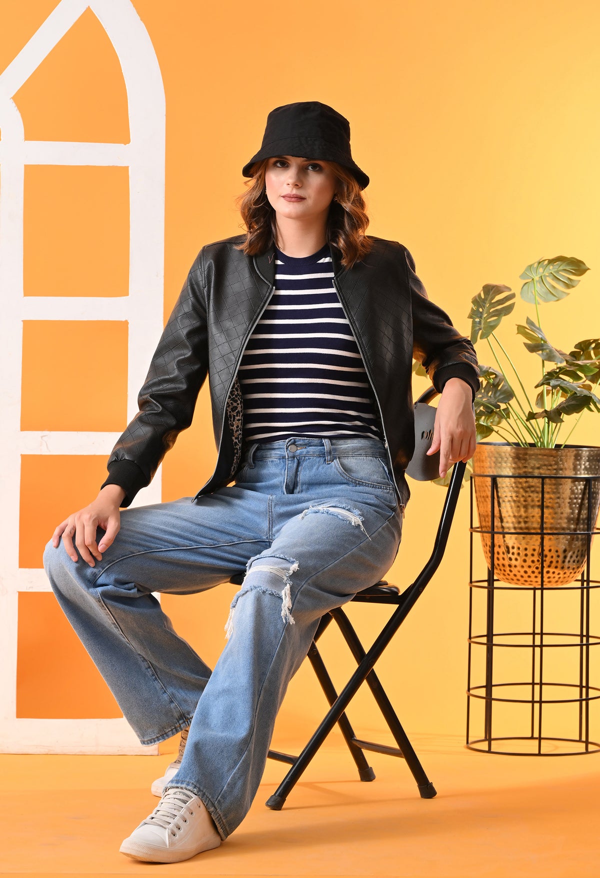 Stand Collar Leather Water Resistant Crop Outdoor Bomber Jacket For Women – view 4