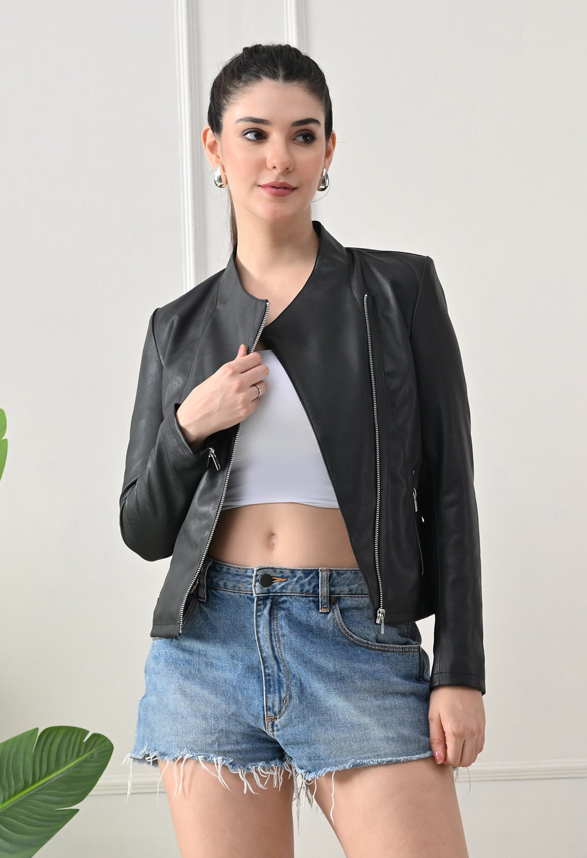 Lapel Collar Solid Water Resistant Black Biker Jacket for Women – view 2