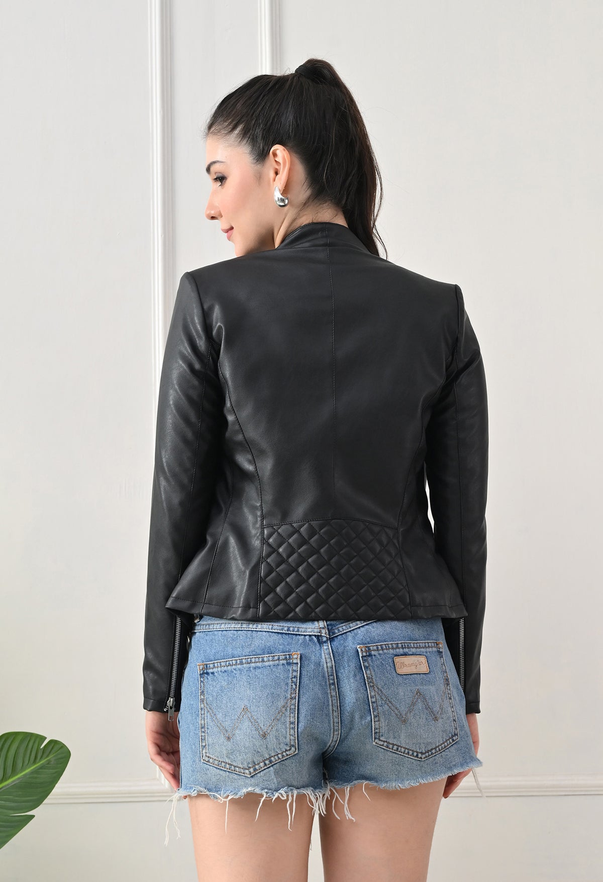 Lapel Collar Solid Water Resistant Black Biker Jacket for Women – view 3