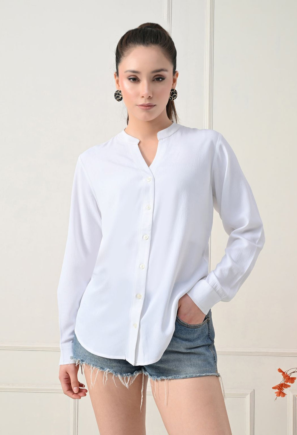 Women White Solid Comfort Casual Shirts – view 7