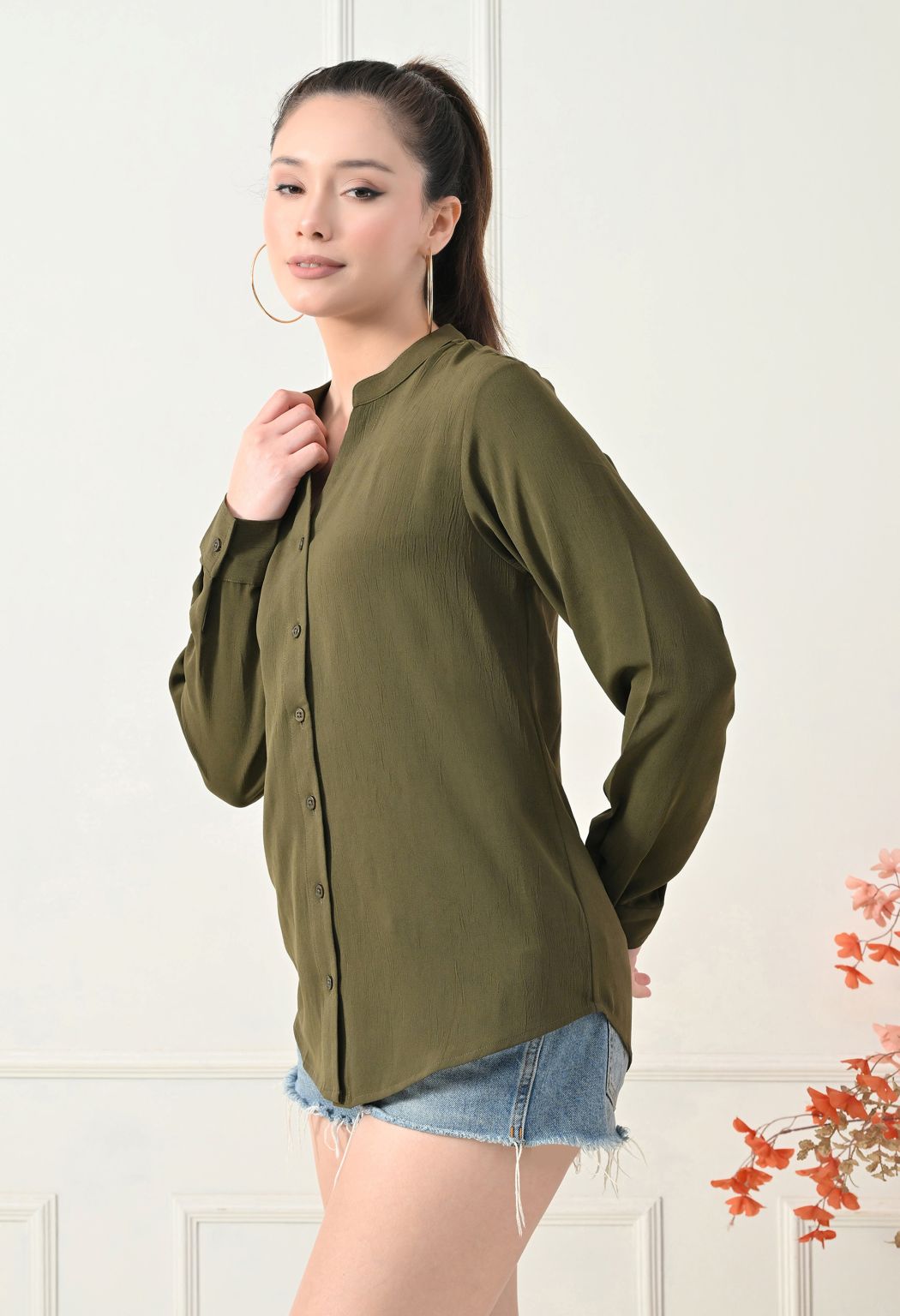 Women Green Solid Comfort Casual Shirts – view 3