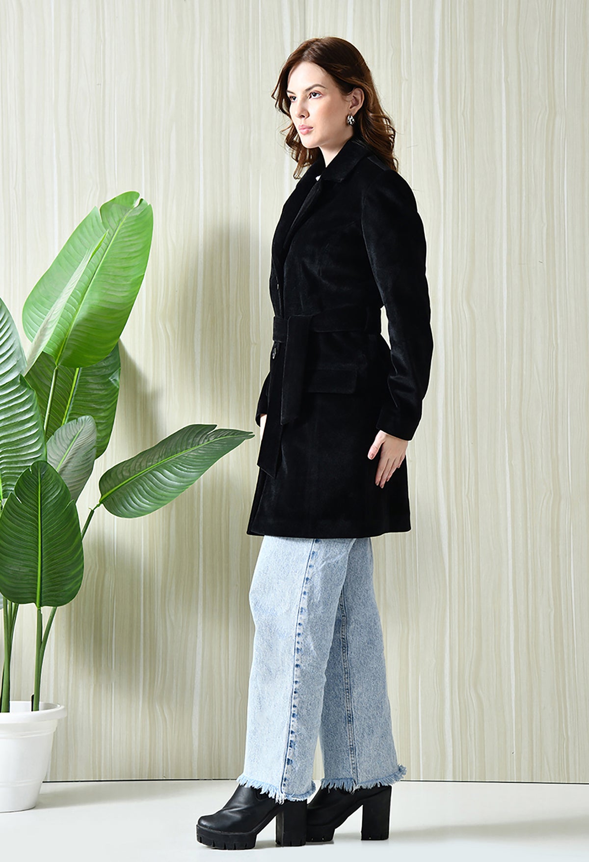 Women Single-Breasted Longline Trench Black Coat With Belt – view 4